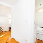 Cosy Alfama Hideout - With Rooftop Terrace Apartmán *