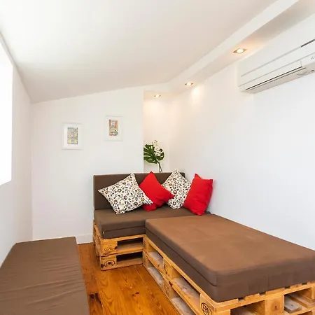 Cosy Alfama Hideout - With Rooftop Terrace Appartamento *
